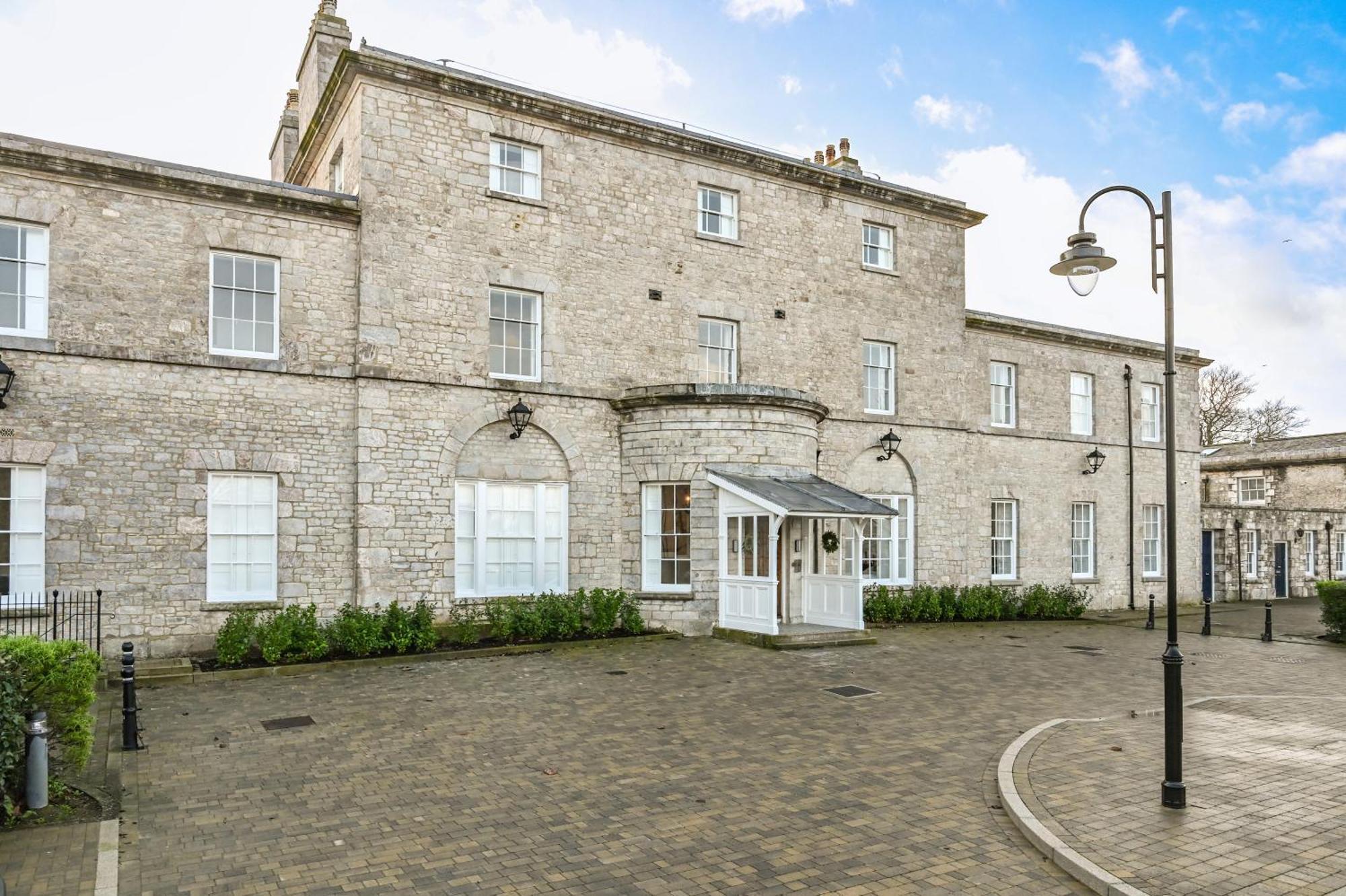 9 Admiralty House Stunning Luxury Apartment With Free Parking Plymouth Extérieur photo