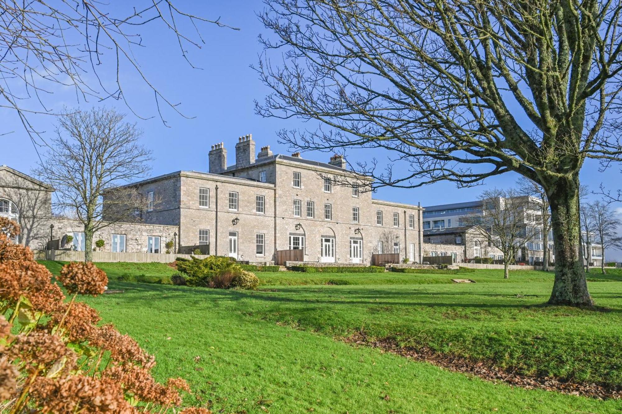 9 Admiralty House Stunning Luxury Apartment With Free Parking Plymouth Extérieur photo